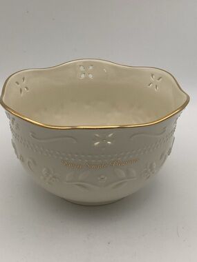 Lenox Sweet Sensations Cream Bowl with Gold Trim